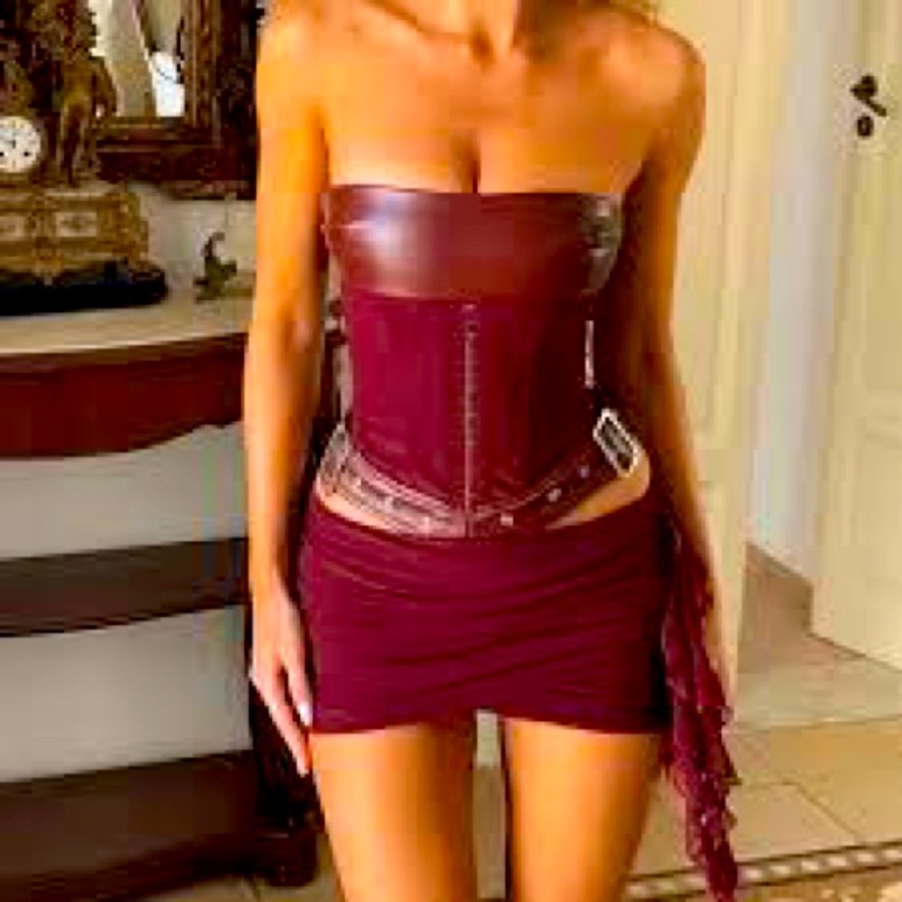 Elegant Burgundy Mini Dress